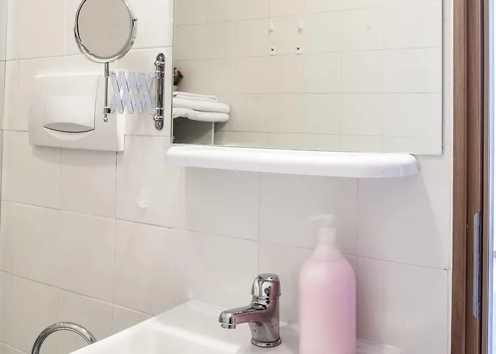 فندق مبيت وإفطار Cesarina *